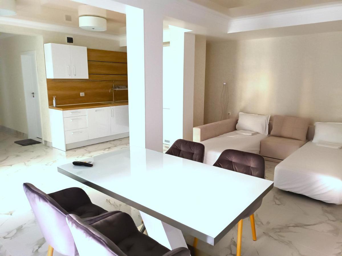 Apartment Ground Floor ポモリエ エクステリア 写真